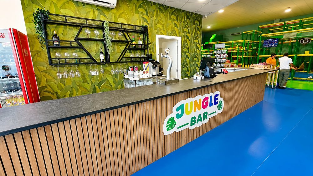 Jungle Bar